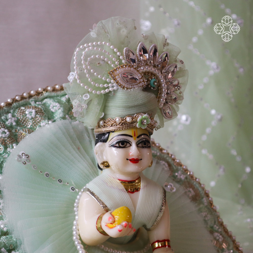 Vrinda Laddu Gopal Ji Poshak